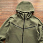 NIKE TECH FLEECE HOODIE x ARMY GREEN